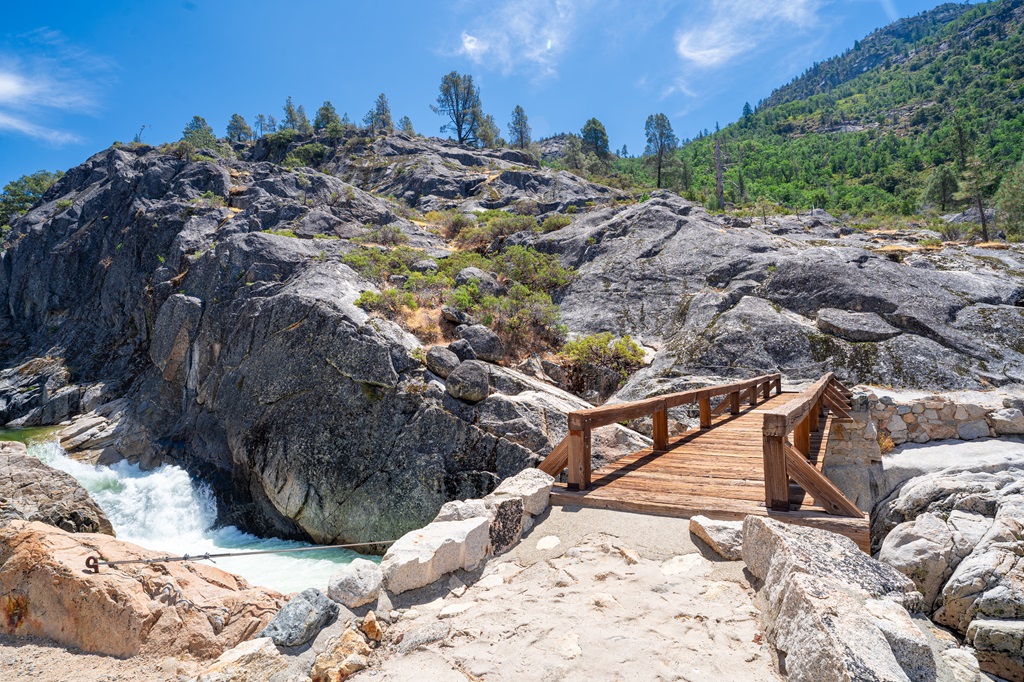 Rancheria Falls footbridge in Hetch Hetchy.