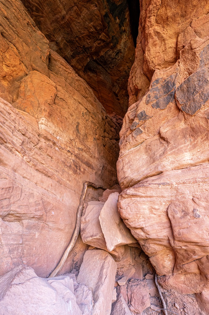 Soldiers Pass Cave entrance.