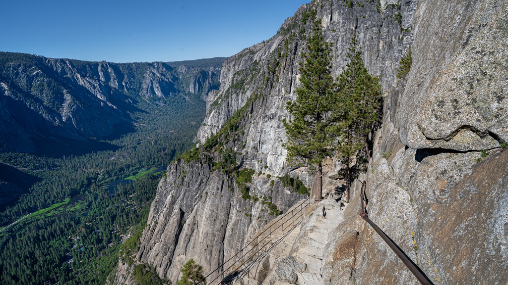 Second set of steps heading down towards another overlook of Upper Yosemite Falls.