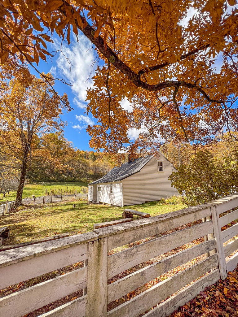 Johnson Farm near Harkening Hill at the Peaks of Otter in Virginia.