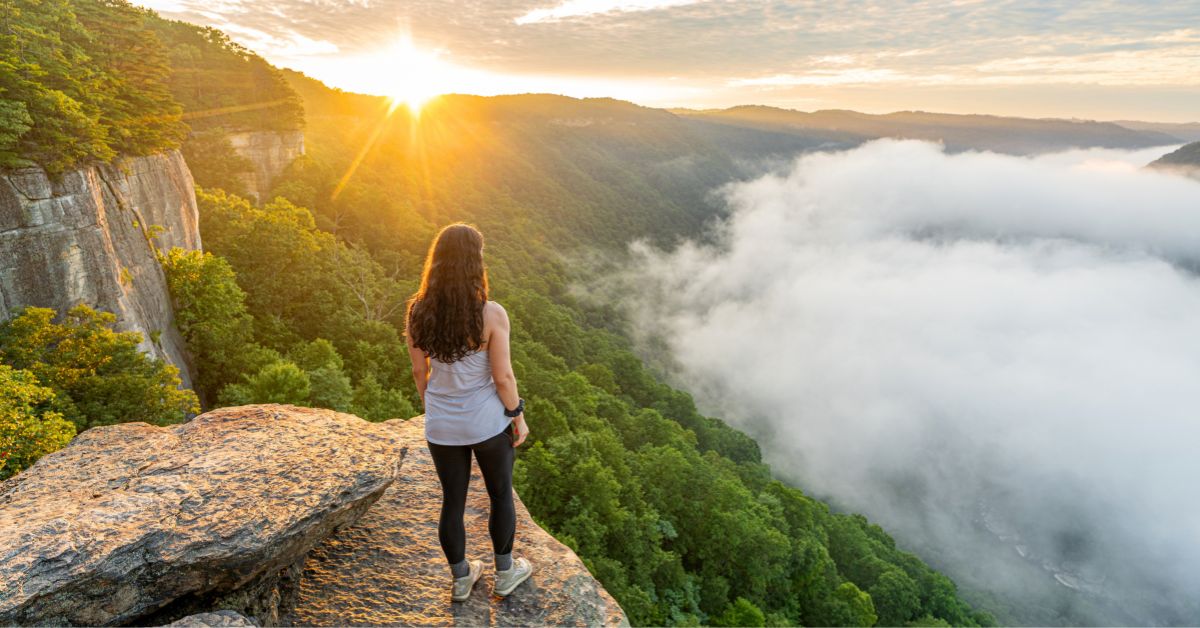 Endless Wall Trail New River Gorge in West Virginia.