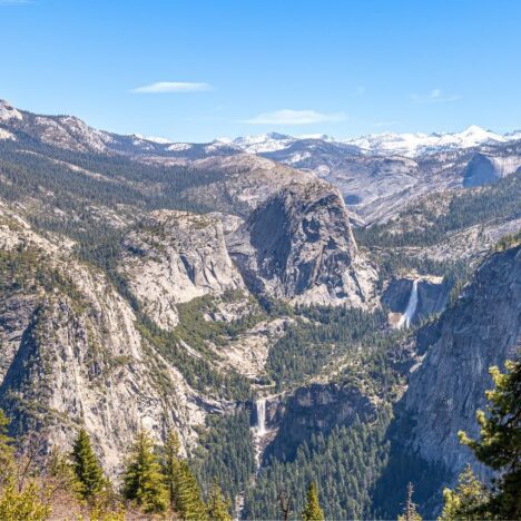 10 Must-Do Easy Hikes in Yosemite for All Skill Levels