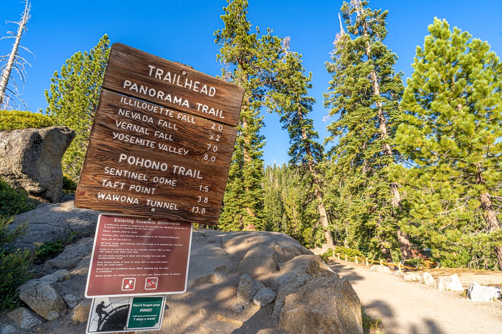 Panorama Trail Trailhead at Glacier Point in Yosemite National Park.