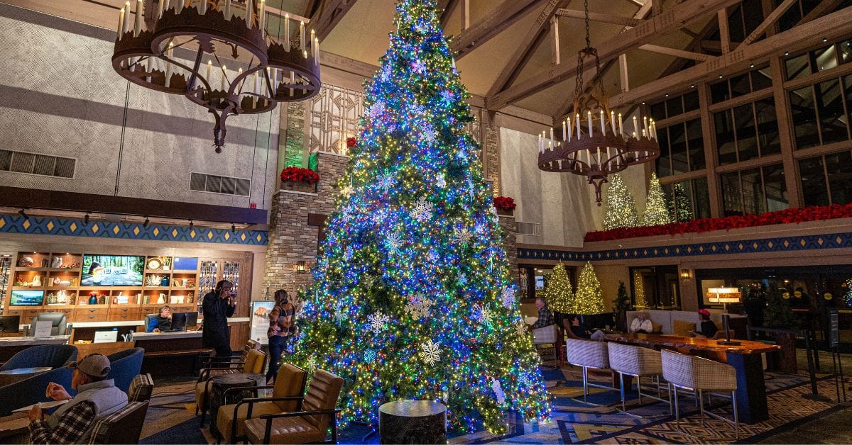 Staying at Tenaya Lodge at Yosemite and my Tenaya Lodge review.