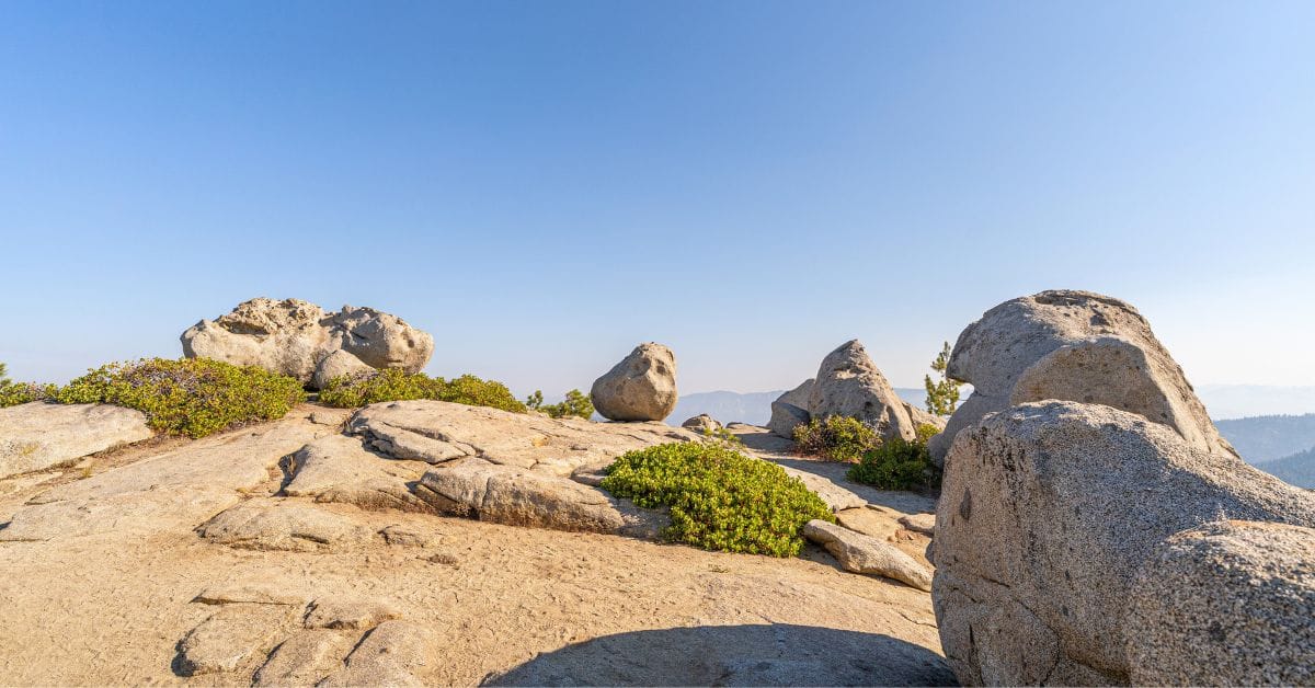 Hiking Buena Vista Peak in Kings Canyon National Park.